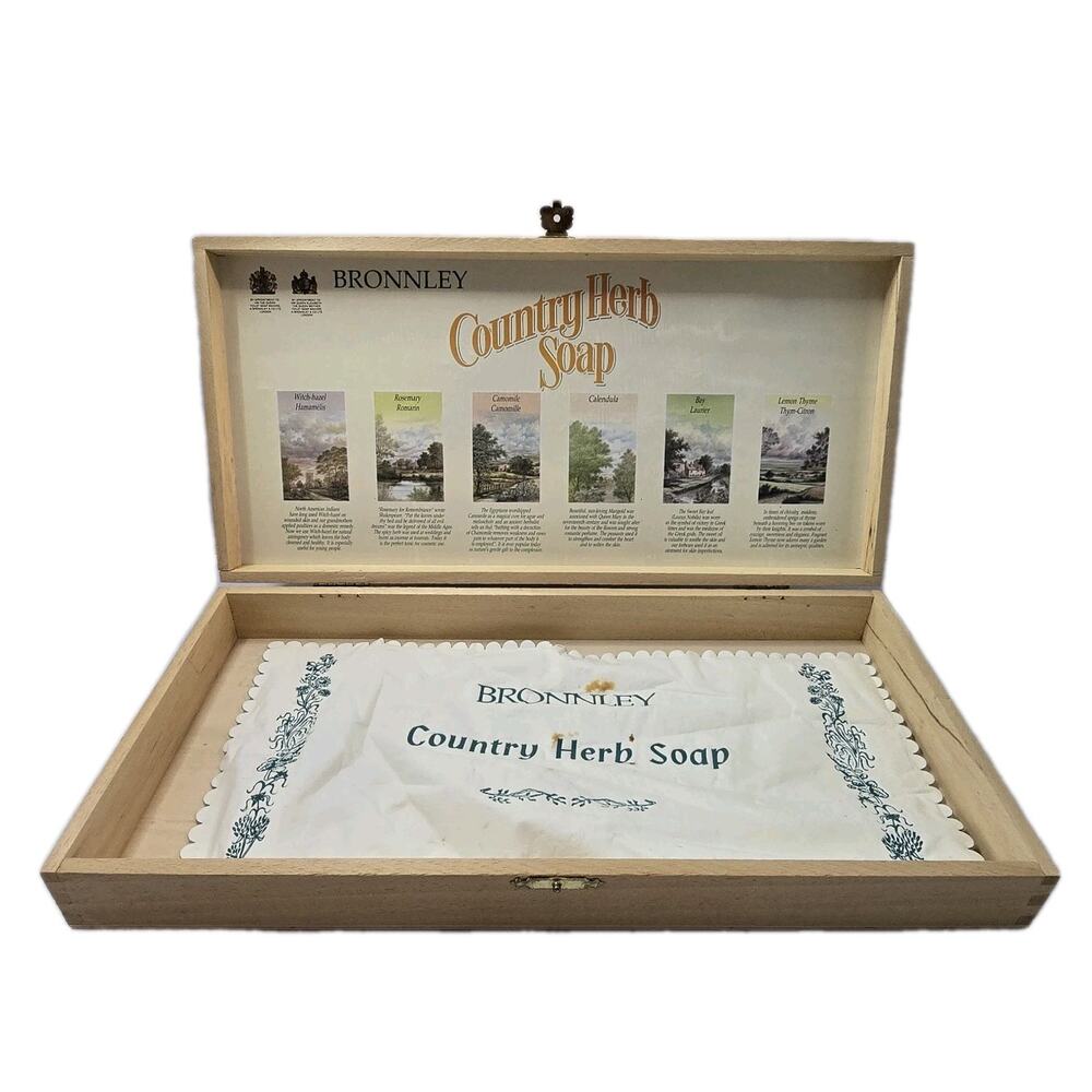 Vintage Bronnley Country Herb Soap Wooden Presentation Box Padded Insert England